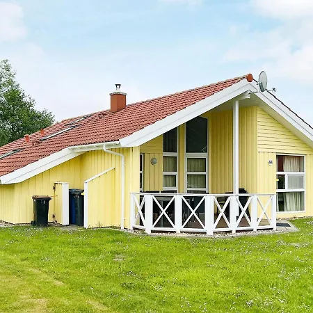 Σπίτι διακοπών Four-bedroom In 13